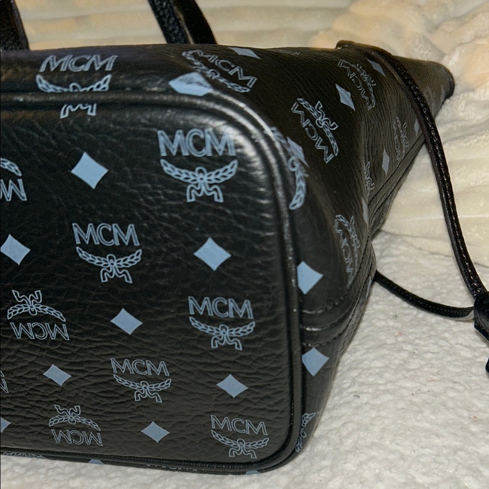 MCM Black Tote Bag - Picture 6 of 17